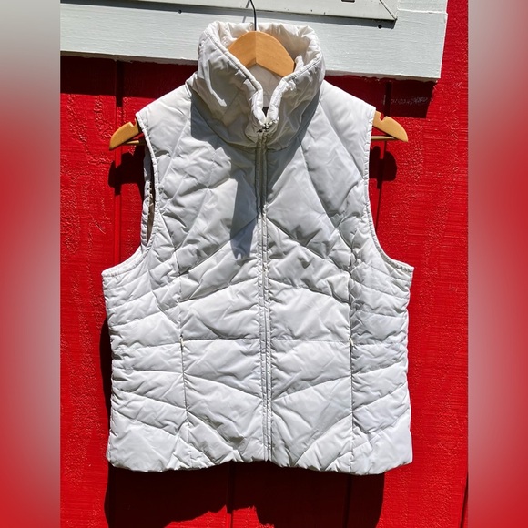 Kenneth Cole Reaction Large Down Women’s Puffer Vest White Size L - Picture 2 of 11
